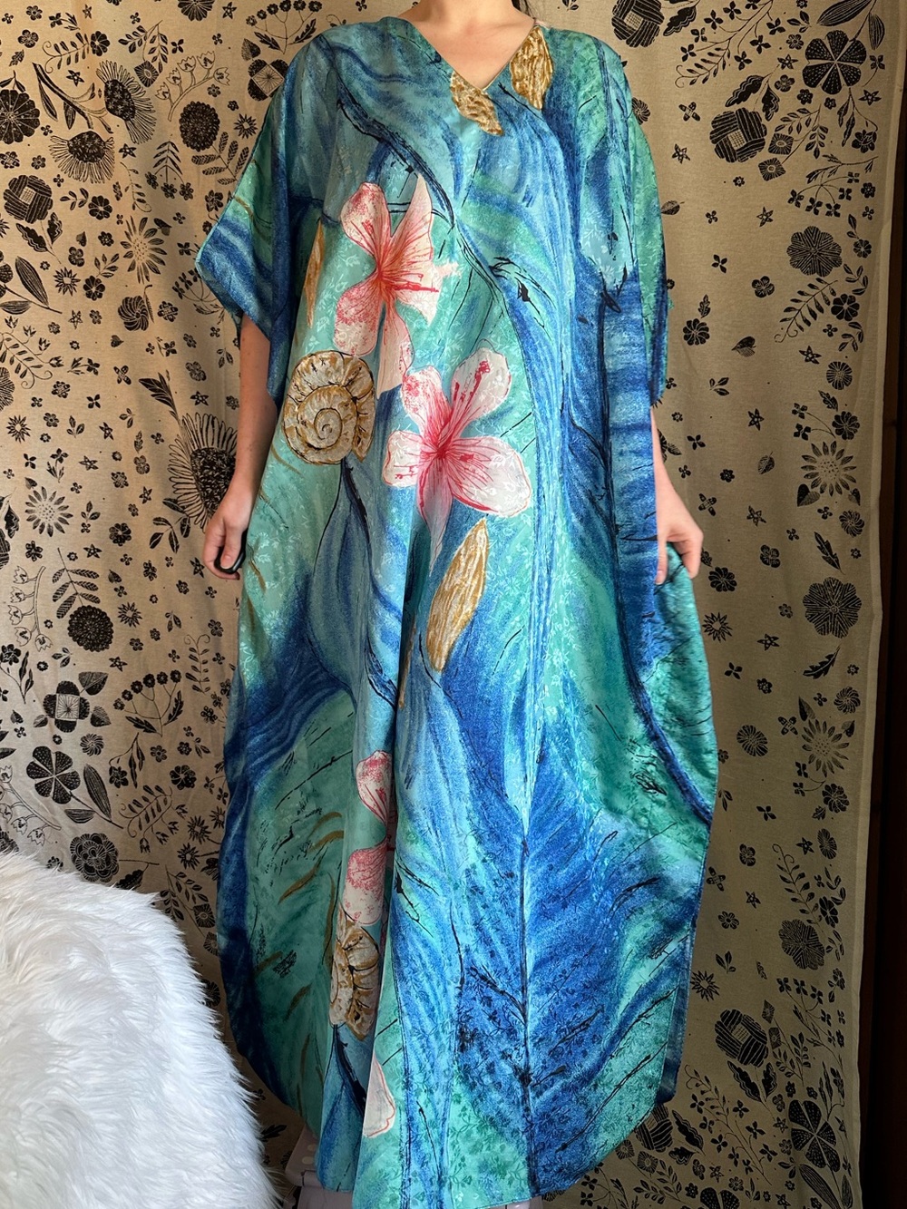 Winlar • Vintage Tropical Floral & Shell Caftan